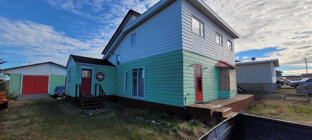 Polar Bear Bed And Breakfast チャーチル エクステリア 写真